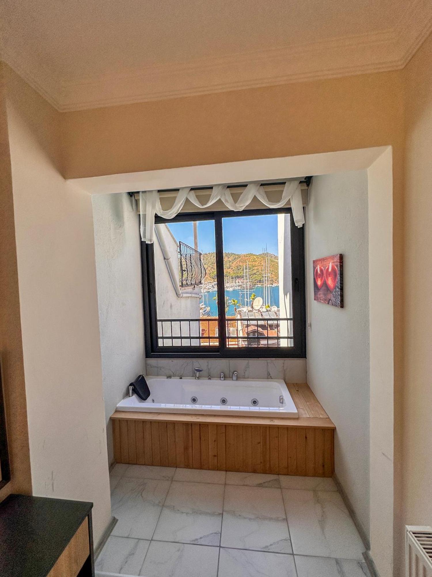 Mykonut Boutique Suites Фетхие Экстерьер фото